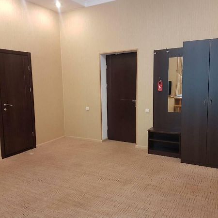 Lazurniy Bereg Hotel Гагра Екстериор снимка