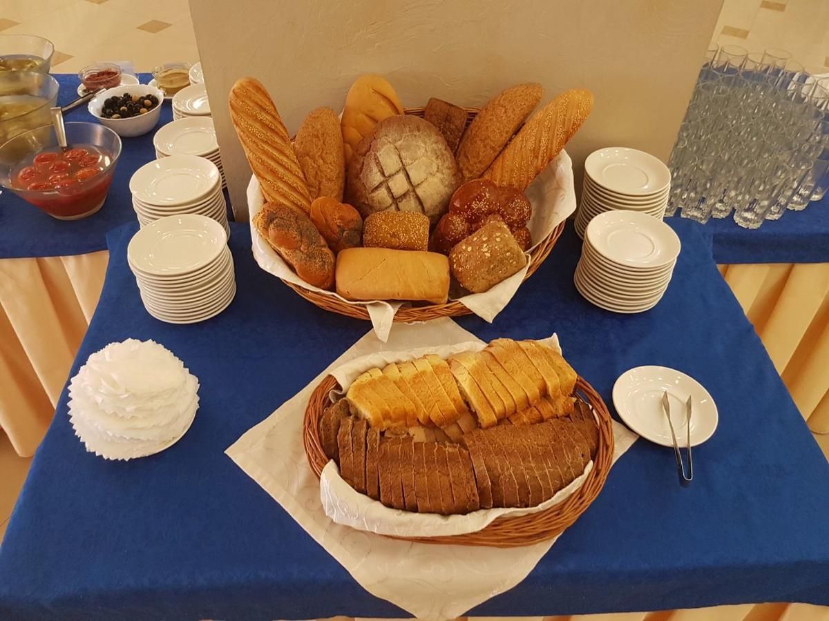 Lazurniy Bereg Hotel Гагра Екстериор снимка